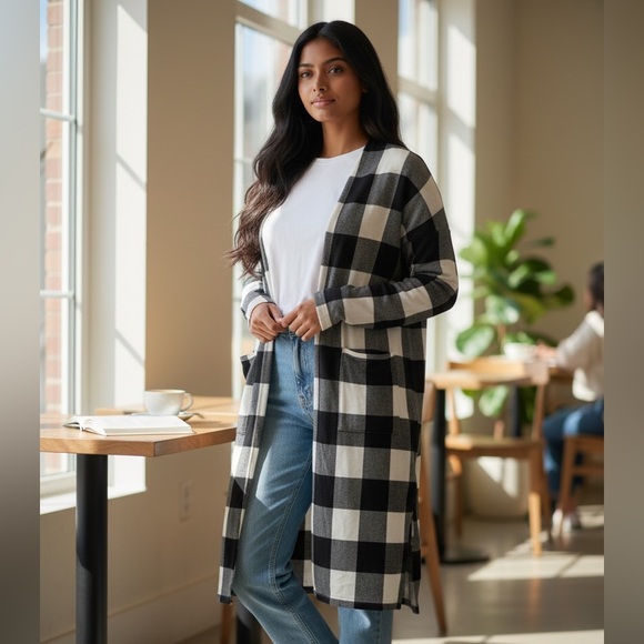 For Gand PL Sweaters - Cozy Black & White Plaid Open-Front Cardigan